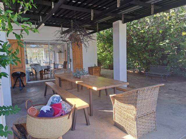 Lapa with seating